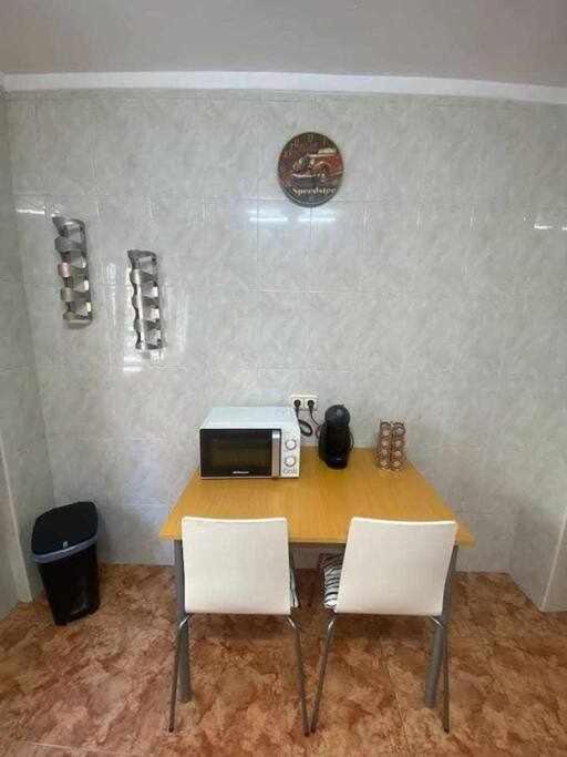 Apartment La Casa De Joseal Lado Del Paseo Begona *